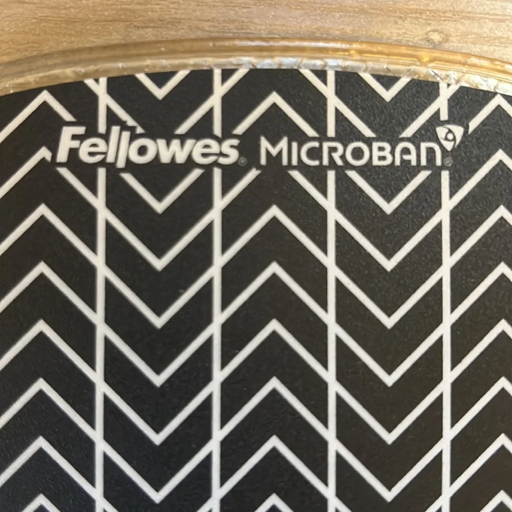 Mouse pad - wrist gel bump - NWOT